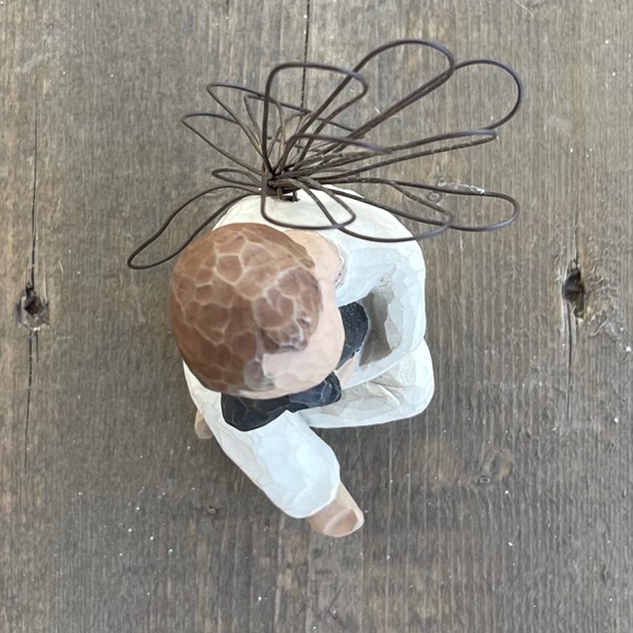 Willow Tree Angel of Comfort Boy with Dog Figurine Lordi 2001 - Picture 7 of 8